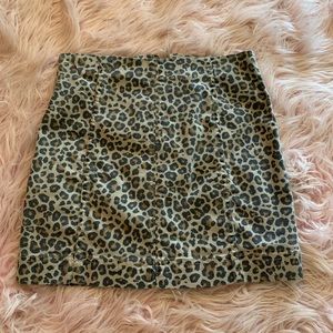 Cheetah mini skirt